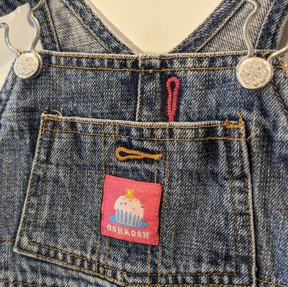 Retro Oshkosh Jumper - Picture 3 of 9